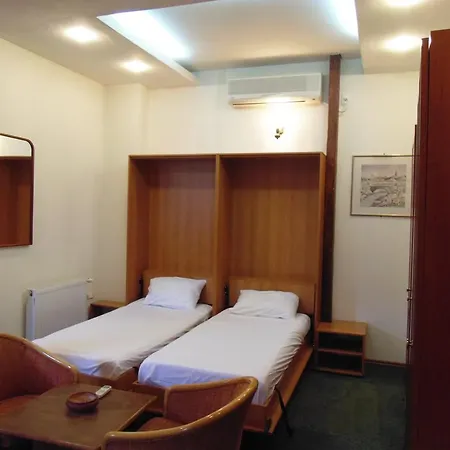 Panzió Curtea Brasoveana 4*